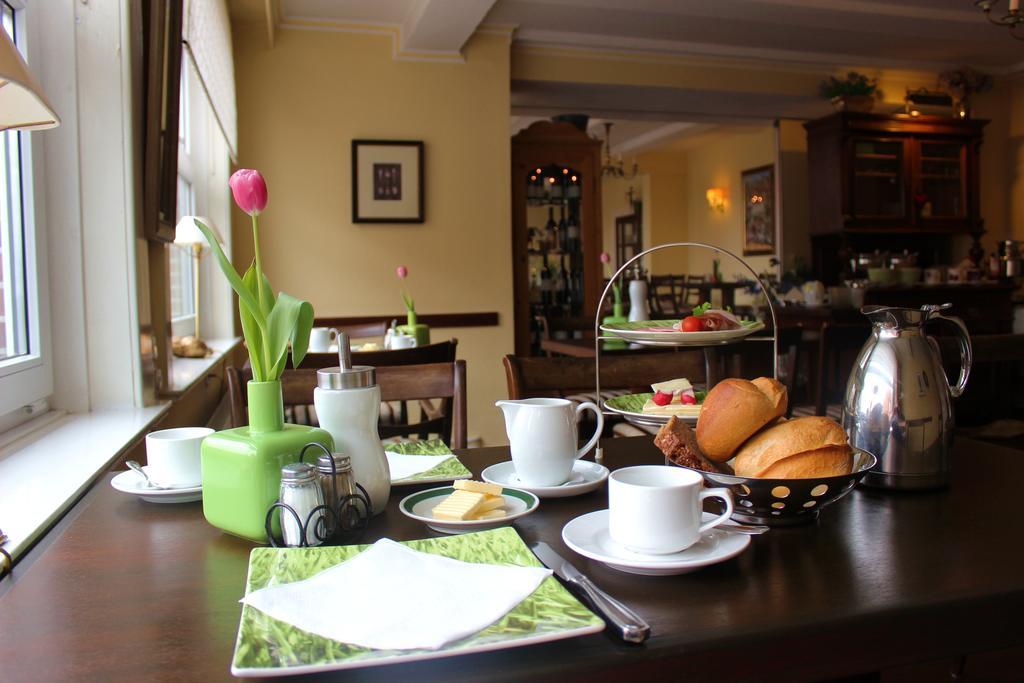 היטזאקר Hotel Garni Zur Linde מראה חיצוני תמונה